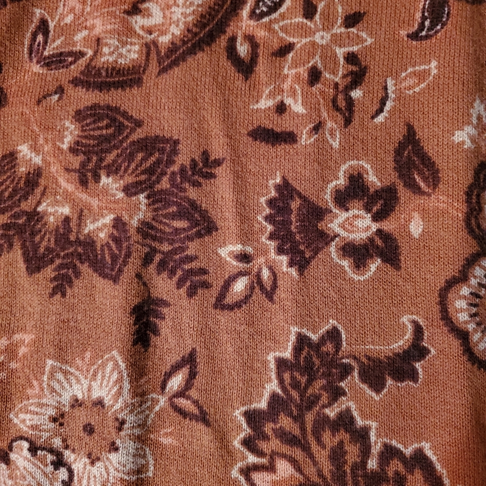 Loft Shirt - Picture 8 of 9